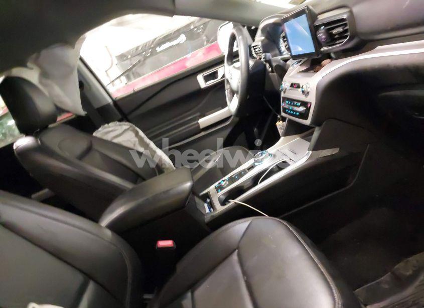 Photo 5 of 2023 Ford Explorer XLT (VIN 1FMSK8DH6PGB57143)