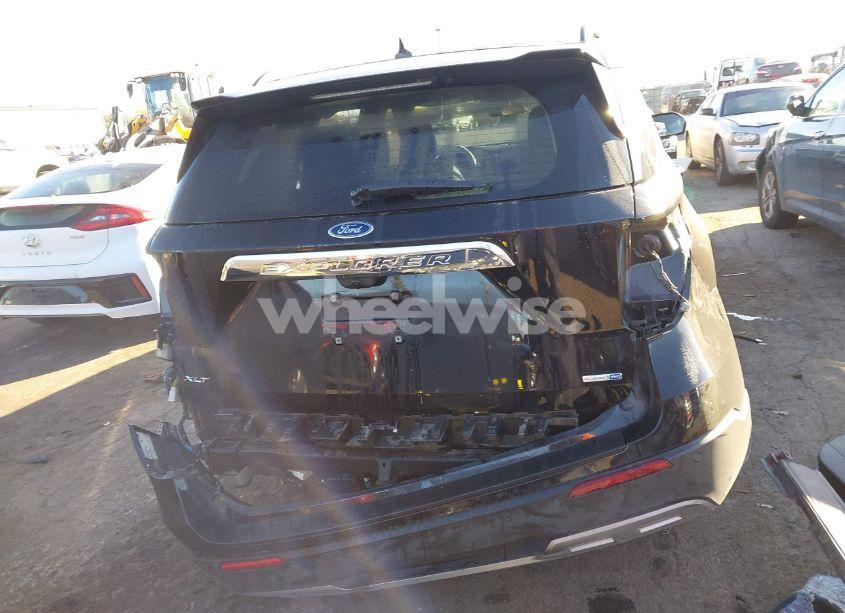 Photo 17 of 2020 Ford Explorer XLT (VIN 1FMSK8DH7LGA50449)