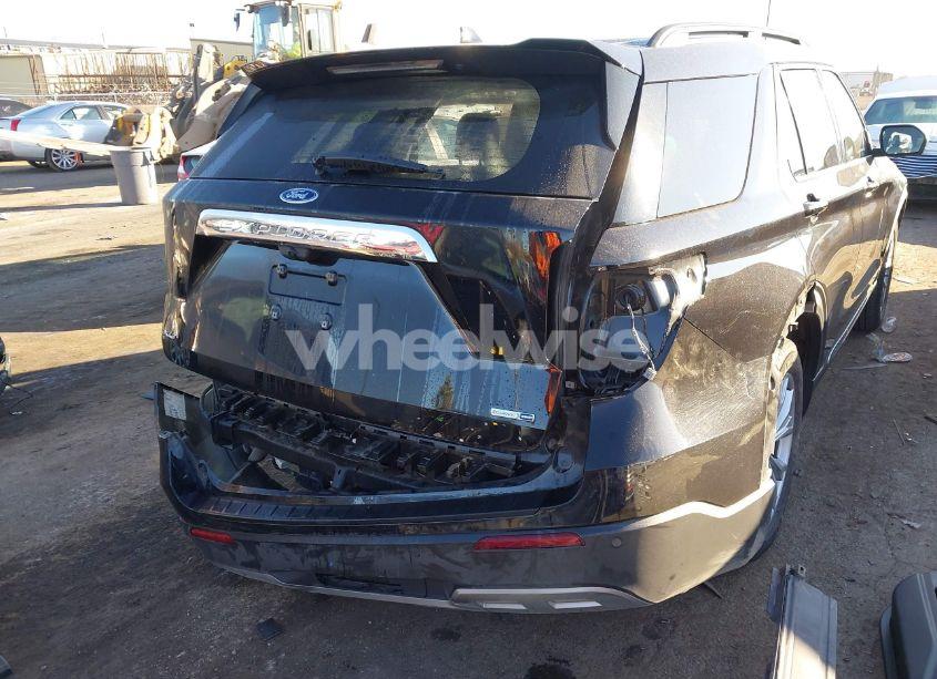 Photo 4 of 2020 Ford Explorer XLT (VIN 1FMSK8DH7LGA50449)