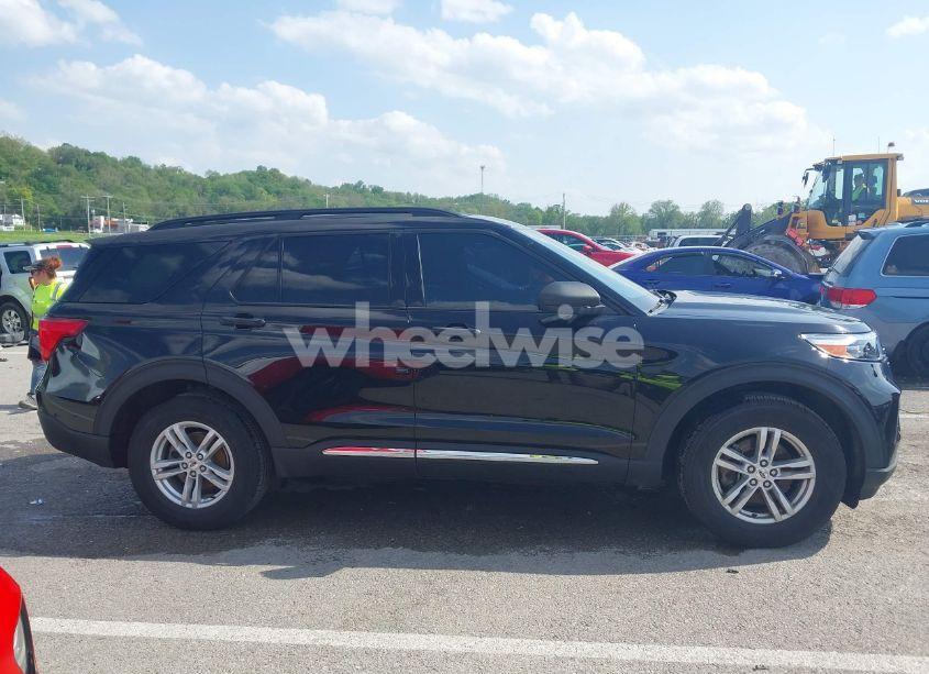 Photo 13 of 2020 Ford Explorer XLT (VIN 1FMSK8DH7LGB27949)