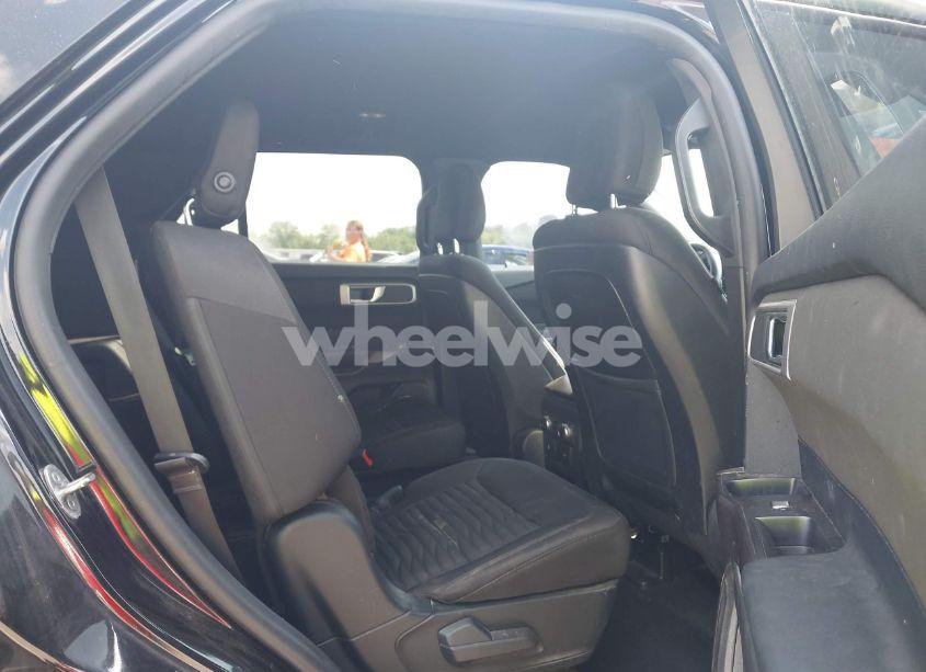 Photo 8 of 2020 Ford Explorer XLT (VIN 1FMSK8DH7LGB27949)