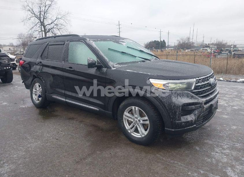 2020 Ford Explorer XLT (VIN 1FMSK8DH7LGB68095) main photo
