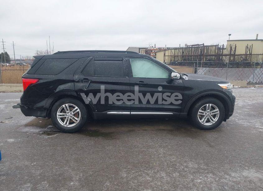 Photo 13 of 2020 Ford Explorer XLT (VIN 1FMSK8DH7LGB68095)