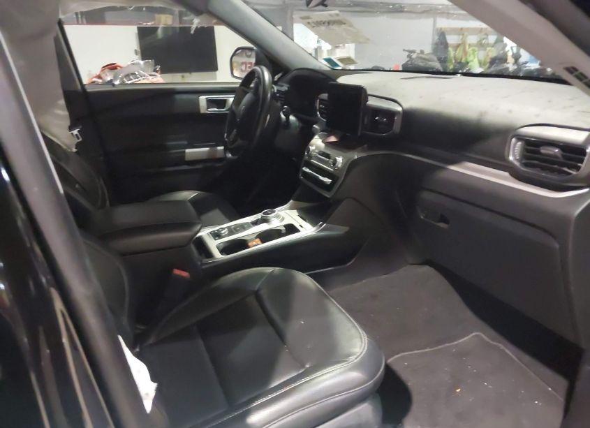 Photo 5 of 2020 Ford Explorer XLT (VIN 1FMSK8DH7LGC19546)