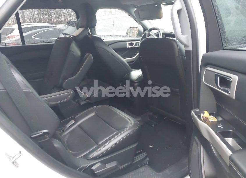 Photo 8 of 2021 Ford Explorer XLT (VIN 1FMSK8DH7MGA01141)