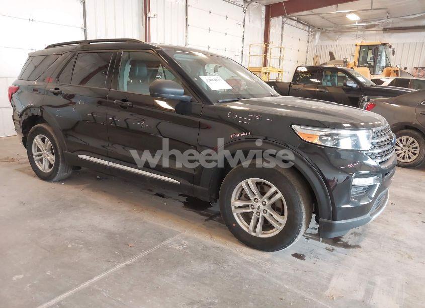 2021 Ford Explorer XLT (VIN 1FMSK8DH7MGA14617) main photo