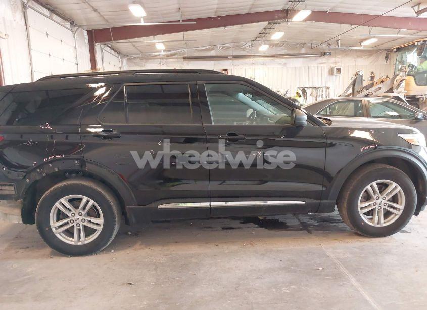 Photo 13 of 2021 Ford Explorer XLT (VIN 1FMSK8DH7MGA14617)