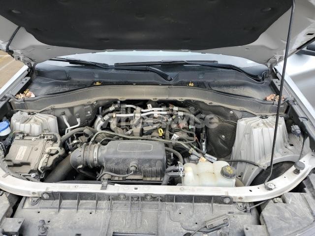 Photo 3 of 2021 FORD EXPLORER XLT (VIN 1FMSK8DH7MGC23212)