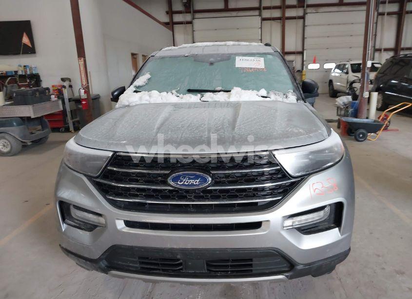 Photo 12 of 2021 Ford Explorer XLT (VIN 1FMSK8DH7MGC34999)