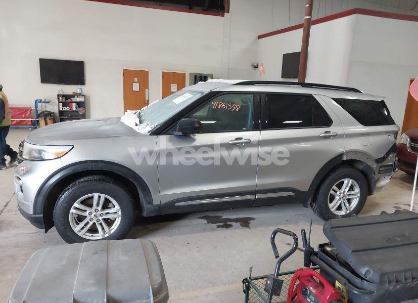 Photo 14 of 2021 Ford Explorer XLT (VIN 1FMSK8DH7MGC34999)