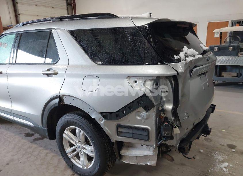 Photo 17 of 2021 Ford Explorer XLT (VIN 1FMSK8DH7MGC34999)