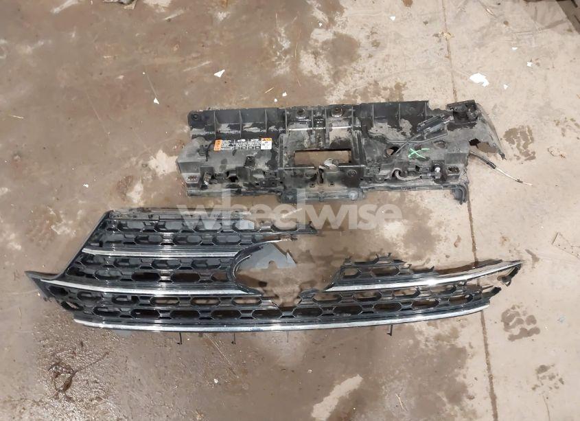 Photo 12 of 2022 Ford Explorer XLT (VIN 1FMSK8DH7NGB25895)