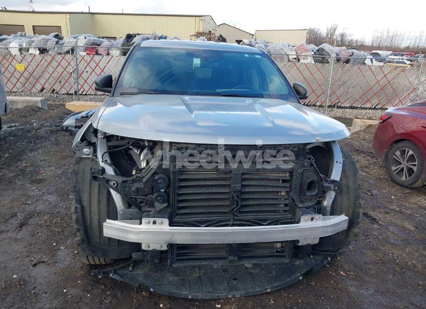 Photo 13 of 2023 Ford Explorer XLT (VIN 1FMSK8DH7PGB42408)