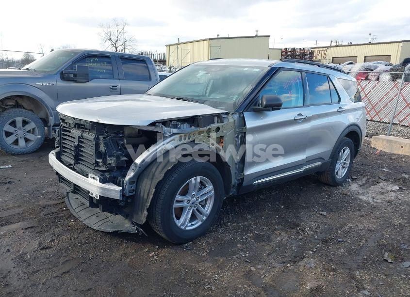 Photo 2 of 2023 Ford Explorer XLT (VIN 1FMSK8DH7PGB42408)