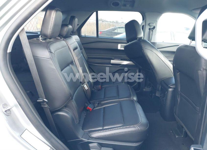 Photo 8 of 2023 Ford Explorer XLT (VIN 1FMSK8DH7PGB42408)