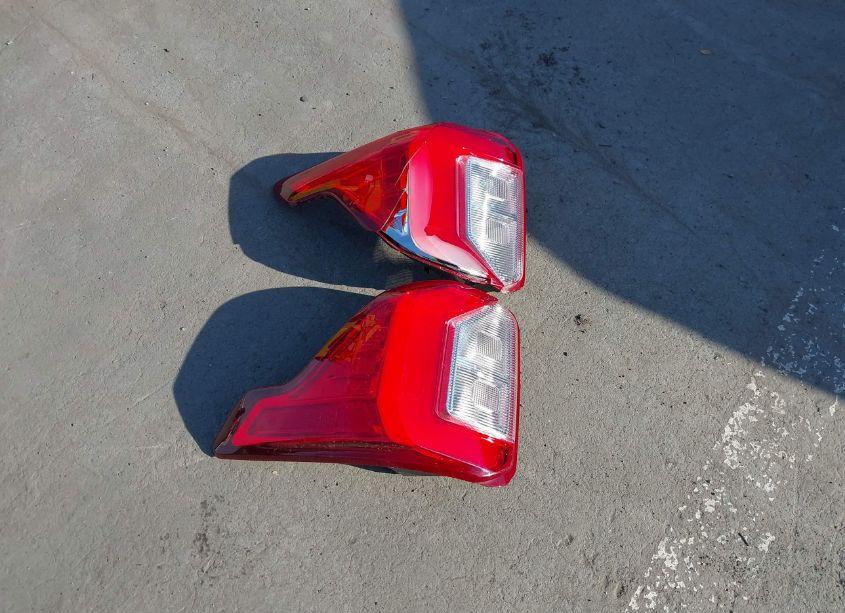 Photo 19 of 2020 Ford Explorer XLT (VIN 1FMSK8DH8LGB76979)