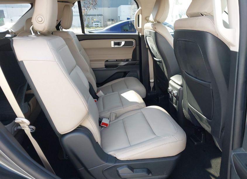 Photo 8 of 2020 Ford Explorer XLT (VIN 1FMSK8DH8LGB76979)