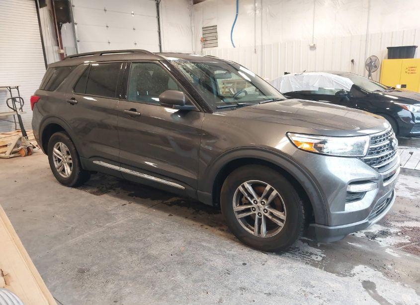 2020 Ford Explorer XLT (VIN 1FMSK8DH8LGC24657) main photo