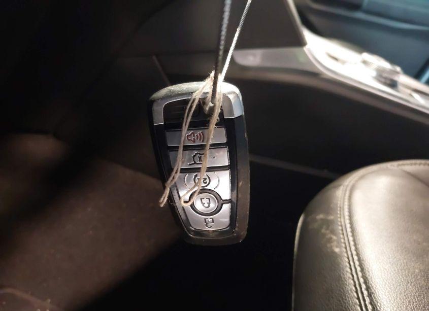 Photo 11 of 2020 Ford Explorer XLT (VIN 1FMSK8DH8LGC24657)