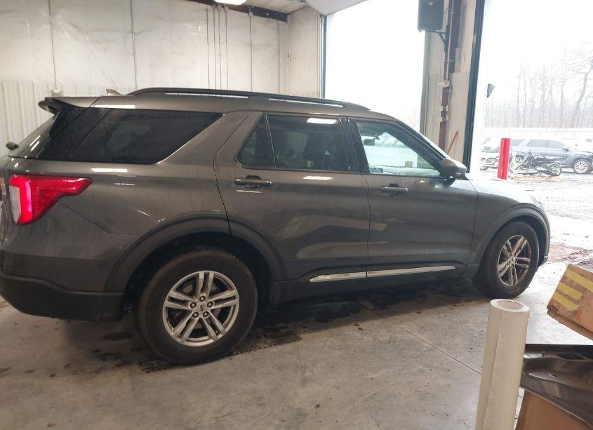 Photo 13 of 2020 Ford Explorer XLT (VIN 1FMSK8DH8LGC24657)
