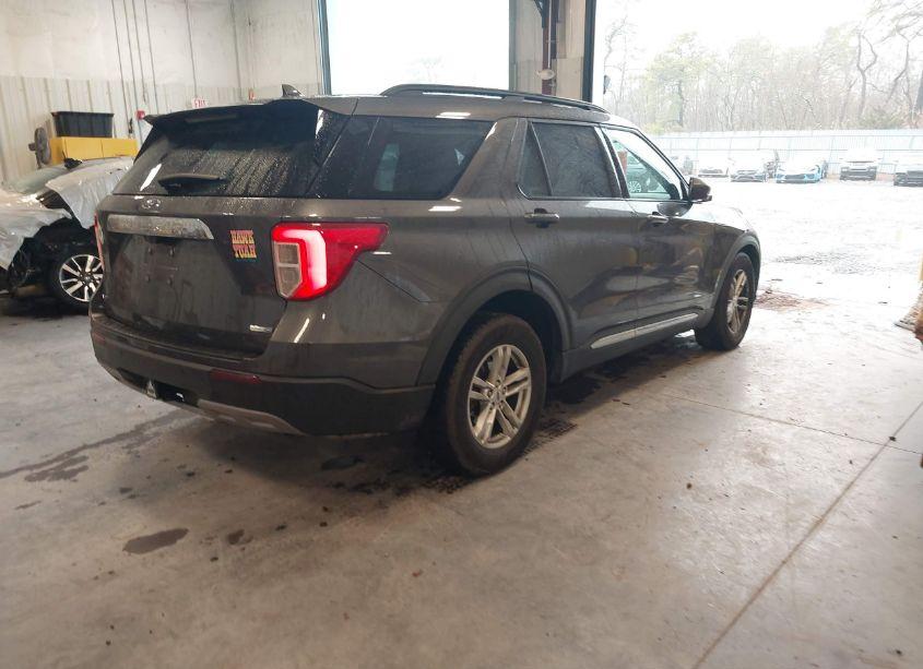 Photo 4 of 2020 Ford Explorer XLT (VIN 1FMSK8DH8LGC24657)