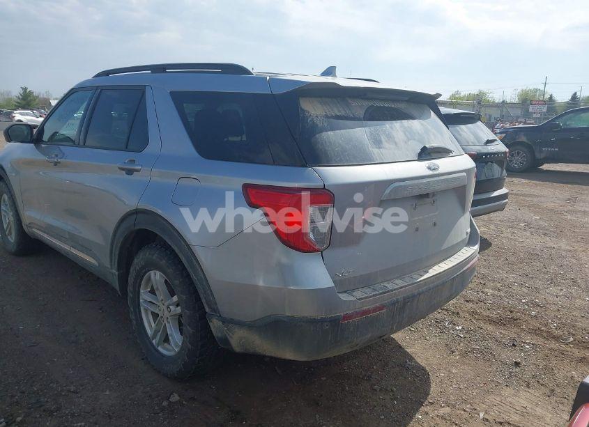 Photo 3 of 2020 Ford Explorer XLT (VIN 1FMSK8DH8LGC45136)