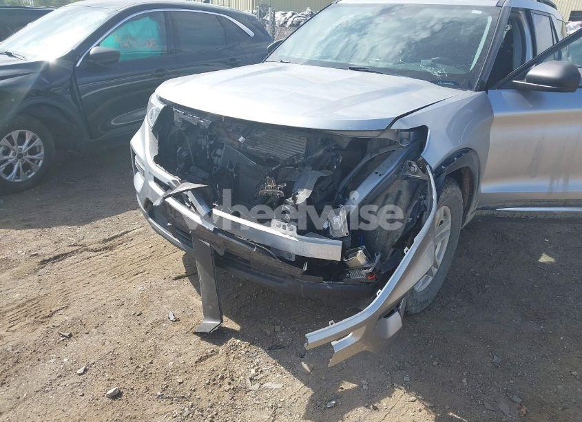 Photo 6 of 2020 Ford Explorer XLT (VIN 1FMSK8DH8LGC45136)