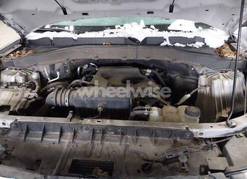 Photo 10 of 2020 Ford Explorer XLT (VIN 1FMSK8DH8LGD10325)