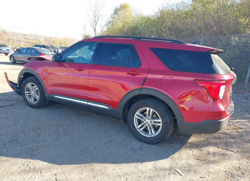 Photo 3 of 2021 Ford Explorer XLT (VIN 1FMSK8DH8MGB66499)