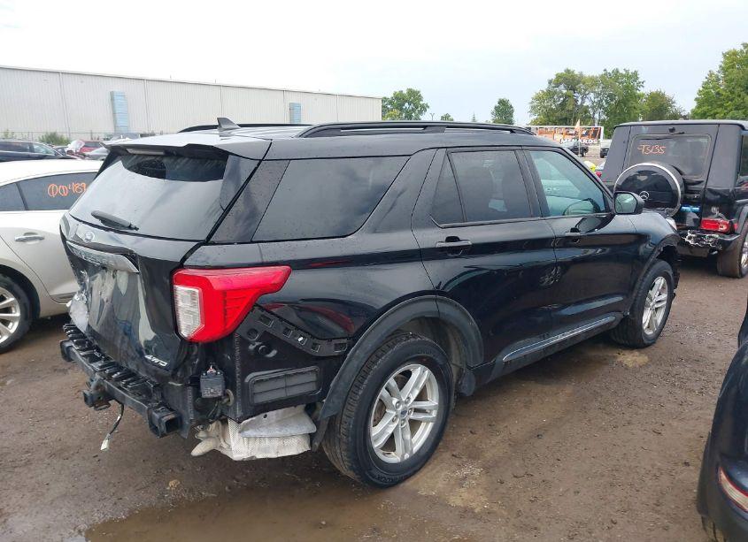 Photo 4 of 2021 Ford Explorer XLT (VIN 1FMSK8DH8MGB78314)
