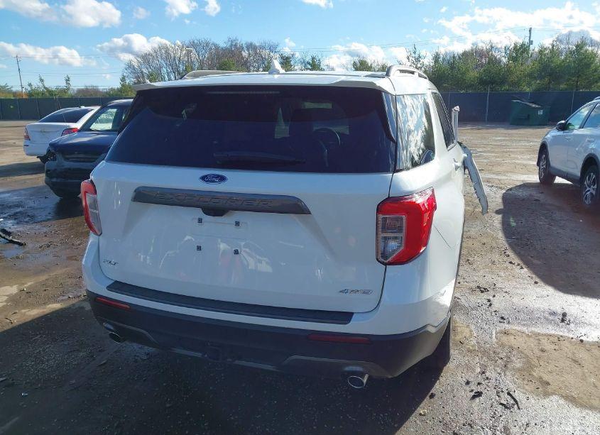 Photo 4 of 2021 Ford Explorer XLT (VIN 1FMSK8DH8MGC04264)