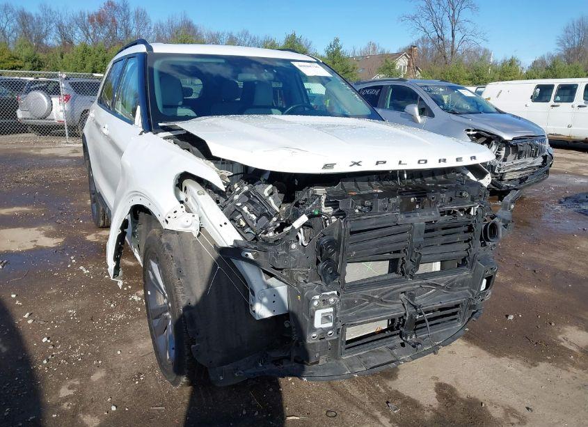 Photo 6 of 2021 Ford Explorer XLT (VIN 1FMSK8DH8MGC04264)