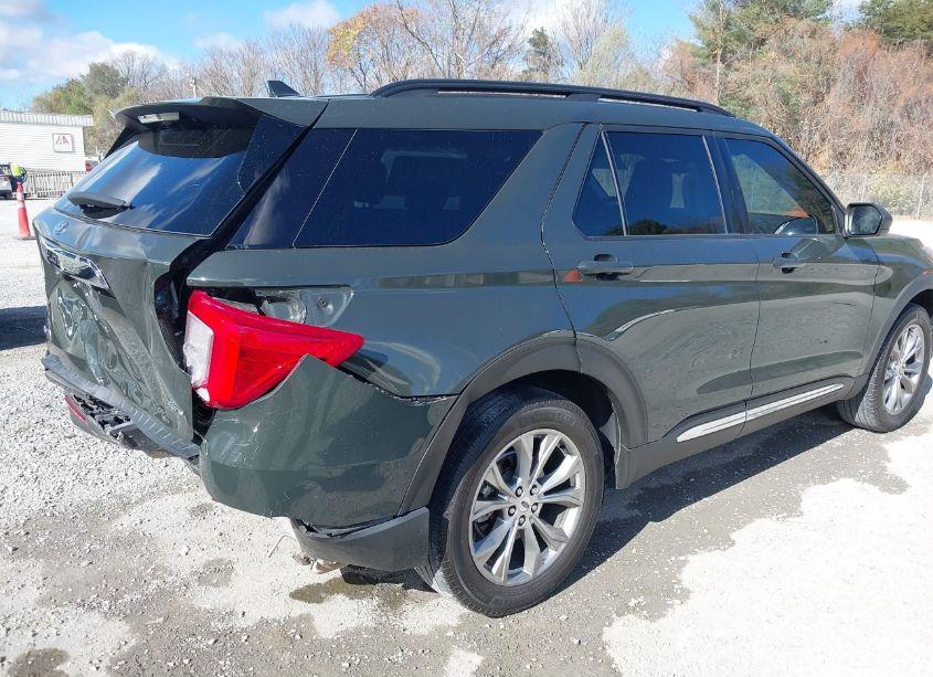 Photo 4 of 2022 Ford Explorer XLT (VIN 1FMSK8DH8NGA22064)