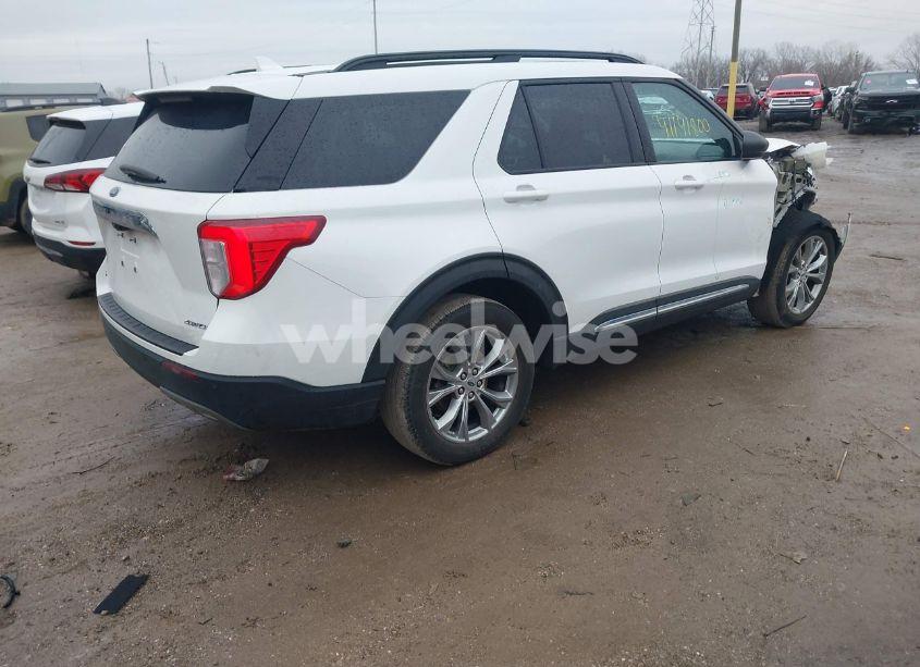 Photo 4 of 2022 Ford Explorer XLT (VIN 1FMSK8DH8NGA86234)