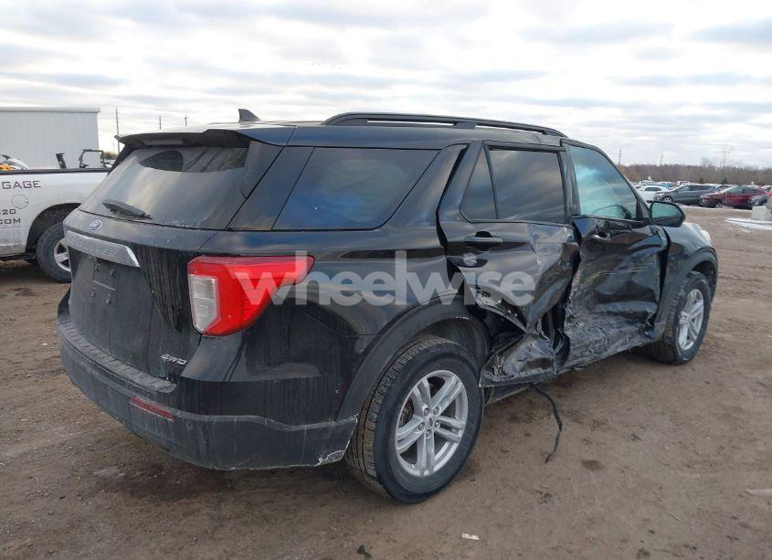 Photo 4 of 2022 Ford Explorer XLT (VIN 1FMSK8DH8NGA89828)