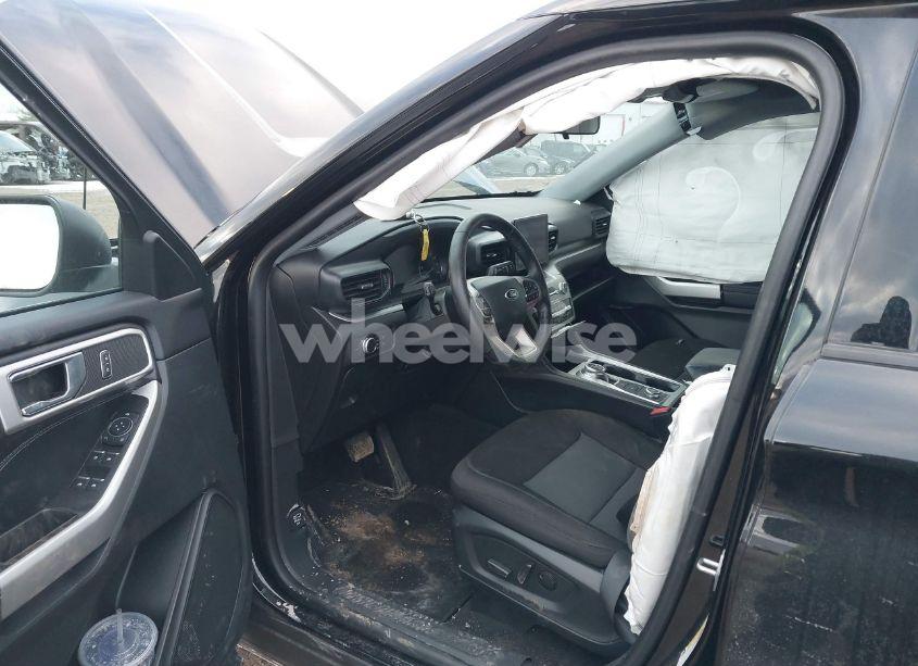 Photo 5 of 2022 Ford Explorer XLT (VIN 1FMSK8DH8NGA89828)