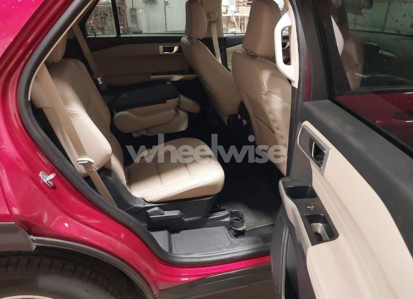 Photo 8 of 2022 Ford Explorer XLT (VIN 1FMSK8DH8NGB74555)