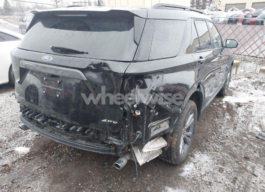 Photo 4 of 2022 Ford Explorer XLT (VIN 1FMSK8DH8NGB96829)