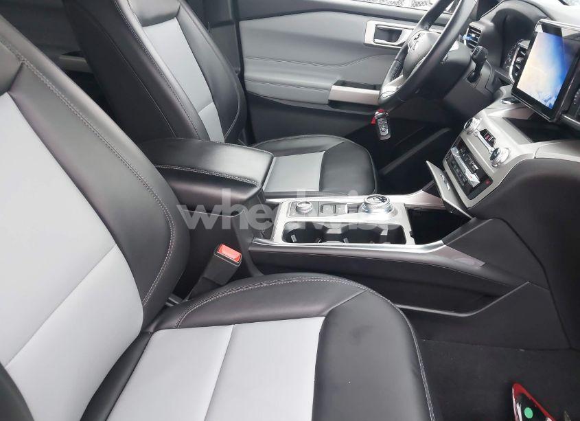 Photo 5 of 2022 Ford Explorer XLT (VIN 1FMSK8DH8NGB96829)