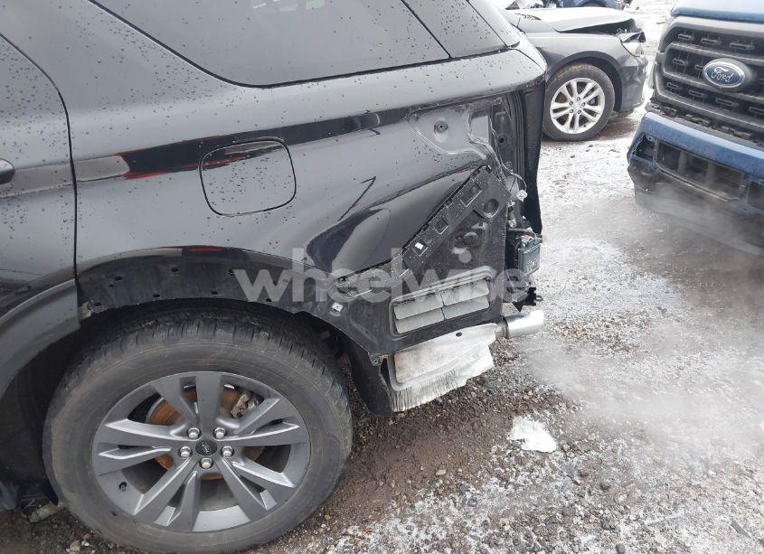 Photo 6 of 2022 Ford Explorer XLT (VIN 1FMSK8DH8NGB96829)