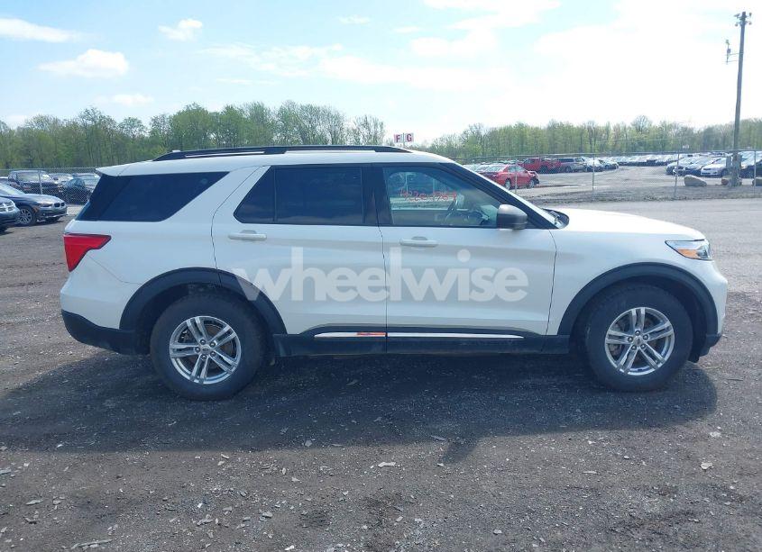 Photo 13 of 2022 Ford Explorer XLT (VIN 1FMSK8DH8NGB99424)