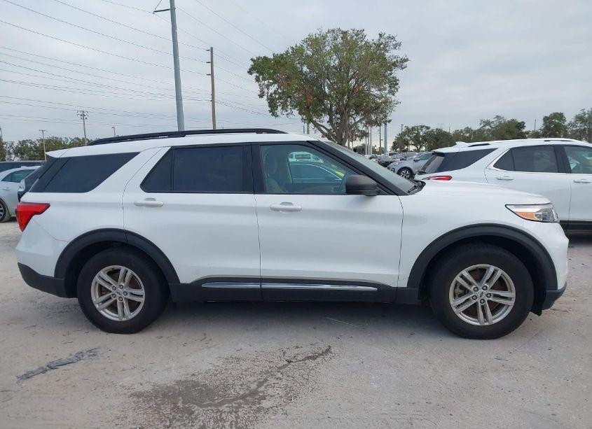 Photo 12 of 2022 Ford Explorer XLT (VIN 1FMSK8DH8NGC02824)