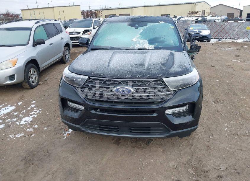 Photo 11 of 2023 Ford Explorer XLT (VIN 1FMSK8DH8PGB79421)