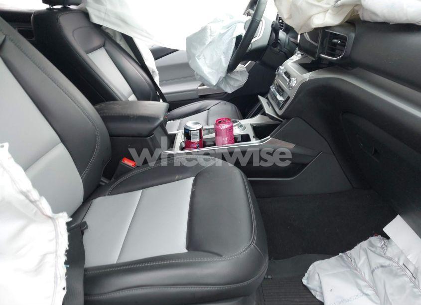 Photo 5 of 2023 Ford Explorer XLT (VIN 1FMSK8DH8PGB79421)