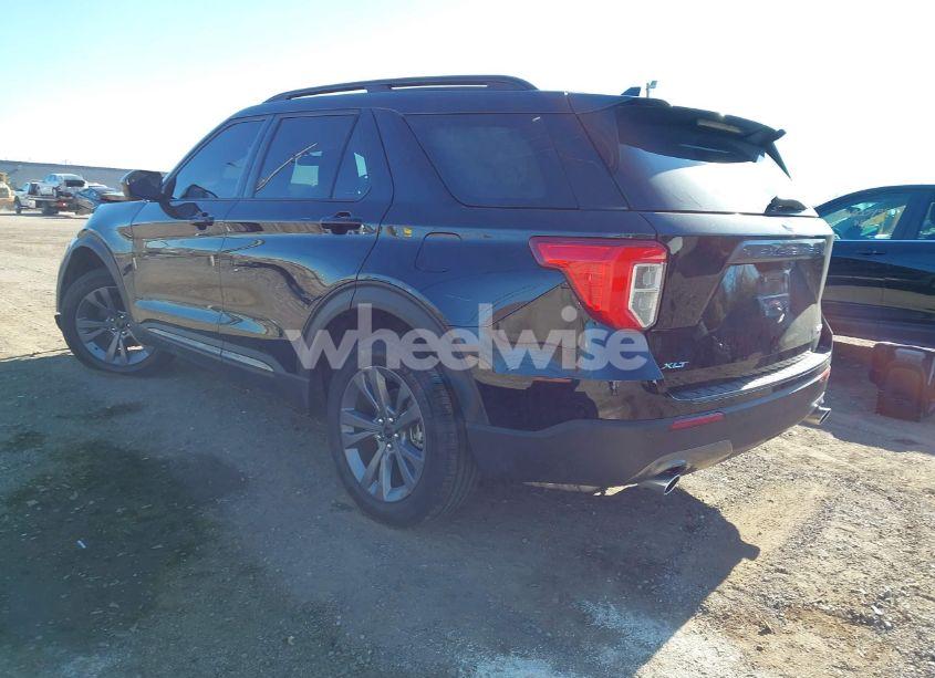 Photo 3 of 2023 Ford Explorer XLT (VIN 1FMSK8DH8PGC35065)