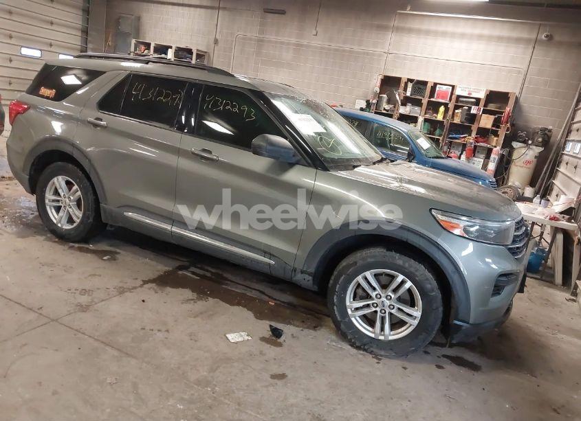 2020 Ford Explorer XLT (VIN 1FMSK8DH9LGA35953) main photo
