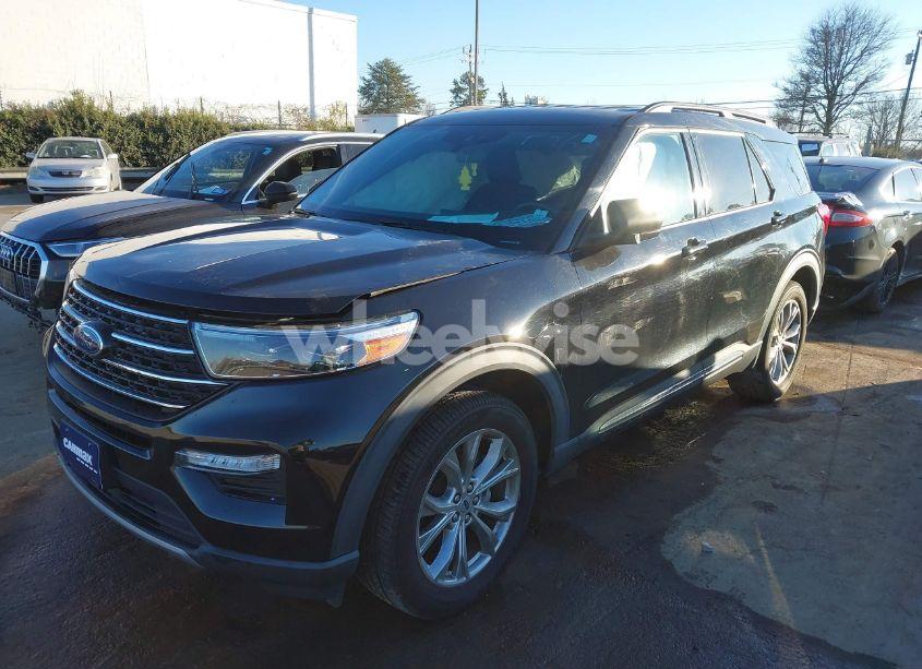 Photo 2 of 2020 Ford Explorer XLT (VIN 1FMSK8DH9LGA75269)