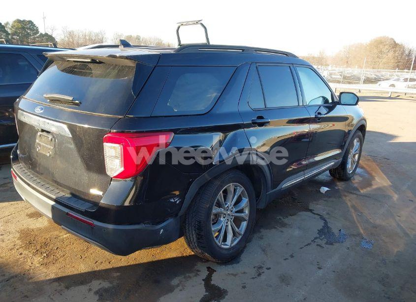 Photo 4 of 2020 Ford Explorer XLT (VIN 1FMSK8DH9LGA75269)