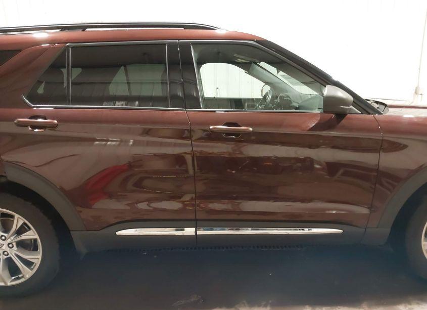 Photo 14 of 2020 Ford Explorer XLT (VIN 1FMSK8DH9LGB41965)