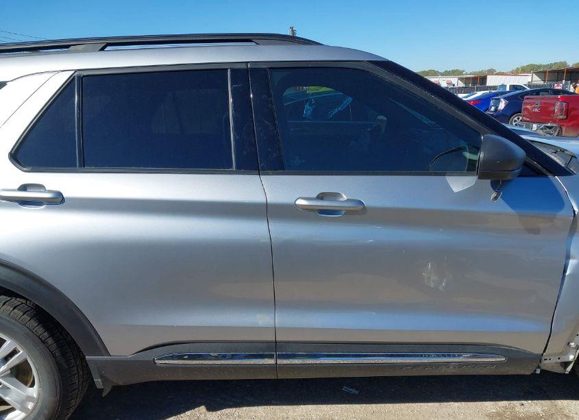 Photo 13 of 2020 Ford Explorer XLT (VIN 1FMSK8DH9LGC26580)